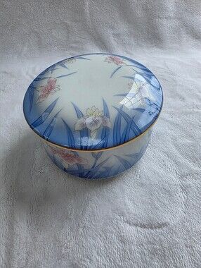 OMC Otagiri Japan Blue with Pink Lily & Lid Trinket Jewelry Box 2.5" X 4"